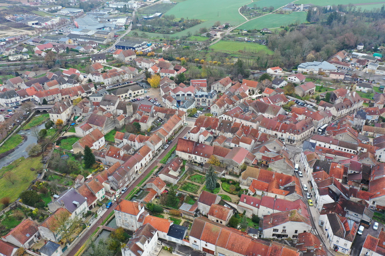 vue aérienne d'Is-sur-Tille